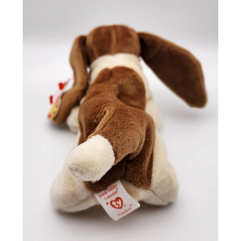 Ty Beanie Baby Tracker‎ the Dog DOB June 5, 1997 SO CUTE